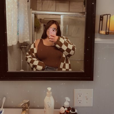 yeahitsbaylee's profile picture. 