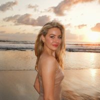 April Rose Pengilly (@aprilrpengilly) 's Twitter Profile