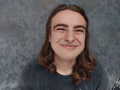 Autistic Trans-woman from the uk, illustrator and automotive designer.
Commisions closed for now