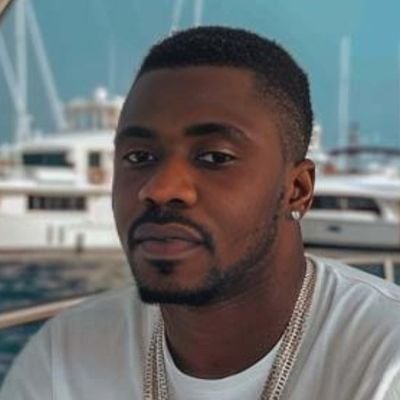 HairQuarter_'s profile picture. Writer | Music Artist | I give Actionable Advise to Young Men |  Arsenal | We rise by lifting others