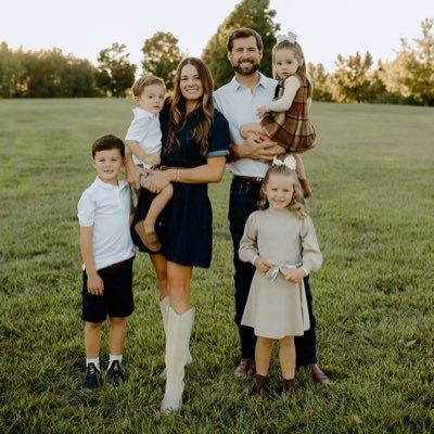 🏈 Coach’s Wife ♥️ Mom of 4 💪🏼 Owner of HOTWORX, Bowling Green
