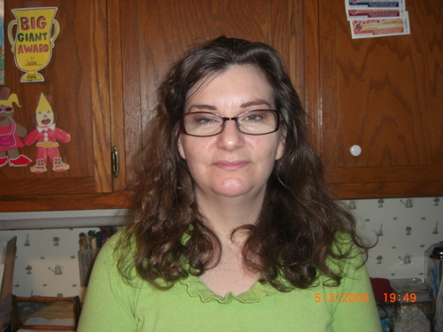 Associate veterinarian, full time Mom, wife, crafter