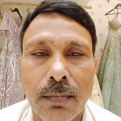 SunilSahni1977's profile picture. Love is god.God is love