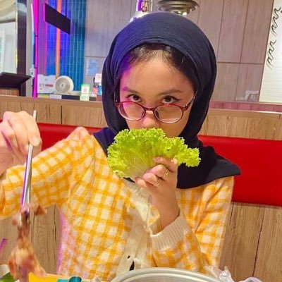 Itzapitza's profile picture. A pizza but with a silent 'p' 🍕