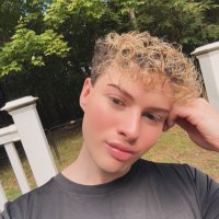 Michael xxx (@mikeygay24) 's Twitter Profile Photo