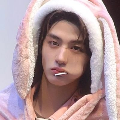 — ⠀estudante de medicina⠀ | ⠀#studytwt⠀ ∗ ㅤ۫ㅤ 𝇈