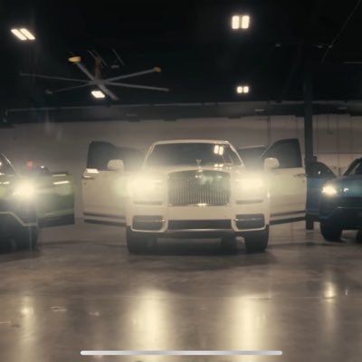 dt69me's profile picture. WST. 1994 ♊️GRINDSZN♊️ SC:jones_world 🥃 #WestDaDeal #LongLiveCUS #LLQueen