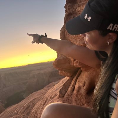 Fresh1081's profile picture. I’m a Wife * I’m a Mother *My girls are my world🌎. I Stand for the Flag/Pledge of Allegiance 🇺🇸                          Faith•Family•Freedom 🇺🇸