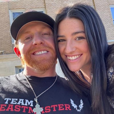 KodyRinehart's profile picture. Follower of Christ! Christian, welder, horse trainer, Saddle Bronc Rider, Pro-Life ✝