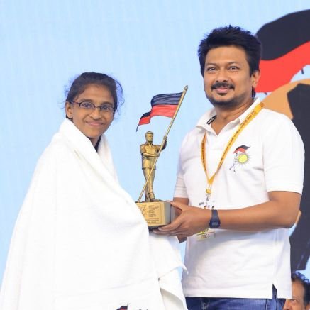 திராவிட முன்னேற்ற கழகத்தின் இளம் பேச்சாளர் சேலம் செ .யோகஸ்ரீ🎤🖤♥️🎤