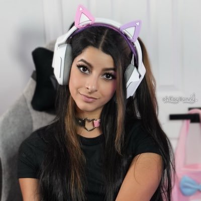 cosplay & fashion lover 💕|@twitchpartner |premium link below 👀 ❤️|@digatalxkitten
Private fans page only