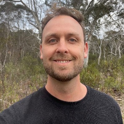 ACU @NTEUnion Branch President.
I dream of the 1979 AMCO Cup and Simpson-Hayward's 503 first class wickets bowling underarm. Also a linguist.