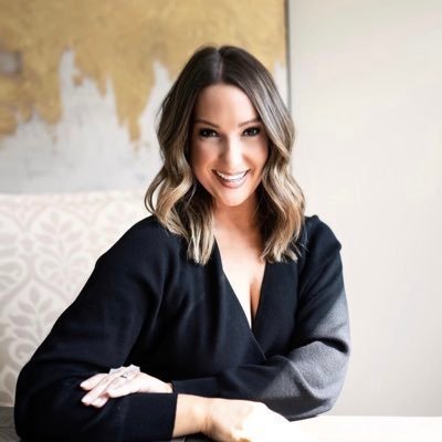 Artist manger | A&R | CMA | Married with kids