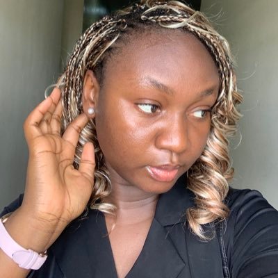 ada_nnono's profile picture. God is good ❤️ || Occasional Singer || RCCG || My surname is English and I am IGBO enough 🫵🏽|| Future World Bank President 😌 || Alumna @UnilagNigeria