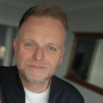 Simon Chrabkowski Profile
