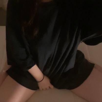 iniyayaaa__'s profile picture. akun lama lupa sandi @lolipop_pinkk     
             
https://t.co/VQCNiqZEud