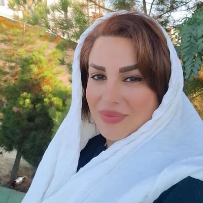 @shahrokh_kiavash امنیت پیج شاهرخ کیاوش
اینجا همه یه خوانواده ایم♥️
یکم زیادی حق میگم✌
اینجا حرف دلتو پیدا کن🤍
دوست داشتی همراهم باش