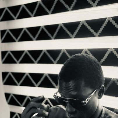 jebayojebzy's profile picture. Invincible Warlord^ 
🤴maker
^Indomitable GenMan
May 3🎂