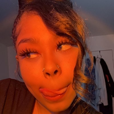 D girl ✈️ Catch me while I care🫡