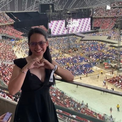 fatimadada's profile picture. Swiftie | Simpsonizer