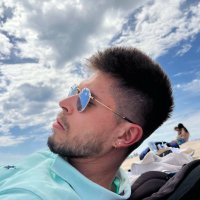 Christian Rosero (@roserochris) 's Twitter Profile