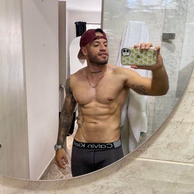 I am a lover of good conversations and polite and respectful people. I seek to earn a living by making you happy by pleasing you in everything I can. I am cha