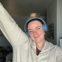 Mik Writes (@mikiswriting) 's Twitter Profile
