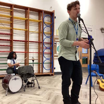Qualified Primary School Music Teacher.
Operating in and around Yorkshire Primary Schools.
Offering an engaging and creative Music Curriculum.