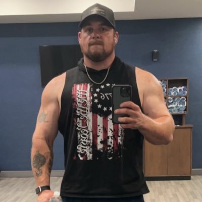 Randolph_Th_Gr8's profile picture. Crane Operator, Father, Blue collar, gym enthusiast, PATRIOT 🇺🇸🇺🇸🇺🇸 https://t.co/OuqDr1YFrZ
