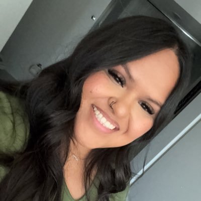 _jadepalomo's profile picture. 27 | Instagram~ @_jadepturner