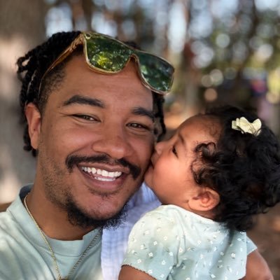 husband, dad. antisocial. I stopped crossing oceans for people who wouldn’t cross a river for me