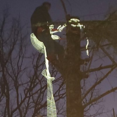1ManRoadCrew's profile picture. Been topping trees up in Coos Bay, Oregon. I played football in high school, quite possibly the toughest man in the entire world.