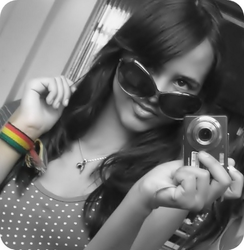 Se Deus criou as pessoas para amar, e as coisas para cuidar. Por que amamos as coisas e usamos as pessoas!
Bob Marley
