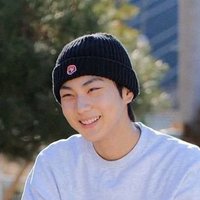 avien (@xomeowz) 's Twitter Profile