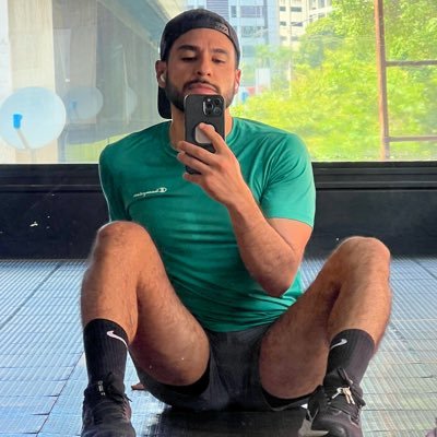 fhernandomusic's profile picture. Soy tu esclavo ⛓️🔥
Tú mi dueño 🐷🩷

#SoloDejateLlevar