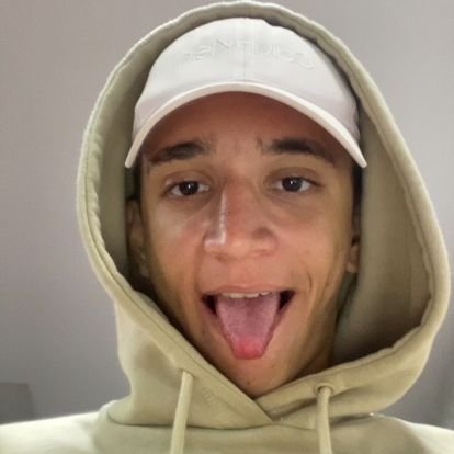 matheus1214br's profile picture. tricolor🇾🇪