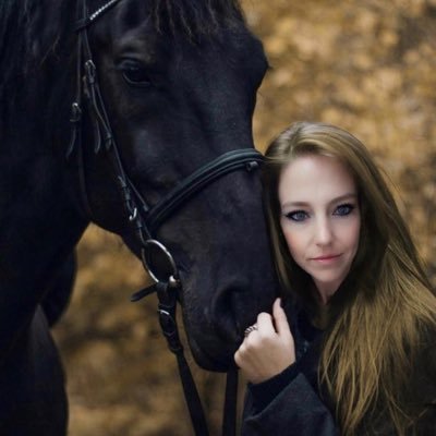 Miserableme1616's profile picture. Just me, nobody really