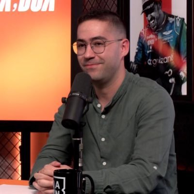 Locución y Oratoria 📚 • Caster y comentarista 🎙️ Comentarista de @F1 Kids @NASCAR @Formula2 @Formula3 @f1academy @PorscheSupercup y @DTM en @DAZN_ES