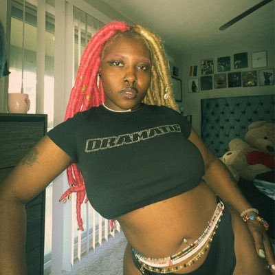 BIG REBEL GOD👽🏳️🌈 Model! NUDIST 🎭🖼 Gay God! Creating my Heaven 🤎✨ pass me the Blunt 🍃💨Backup Page 4 @purple_adictt 🇬🇭🇯🇲