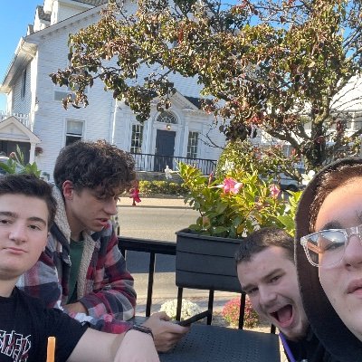 SwiftCharles's profile picture. 