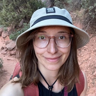 mobasmer's profile picture. 