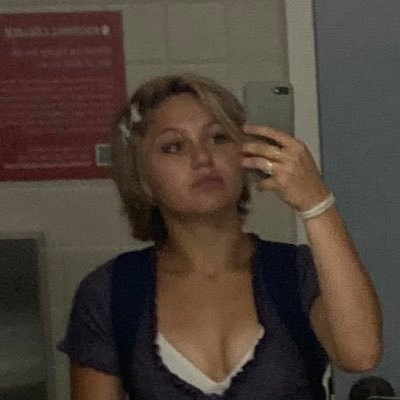 chickpeazzz's profile picture. 