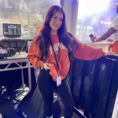 EmmaHayes177505's profile picture. Living life to the fullest ❤️🎧