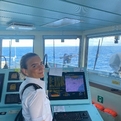 ⚓️ OOW Unlimited Third Officer @ DFDS|💵 Crypto Insider|Deep knowledge,unique methods. NFT collector. DM for earning oppurtunities 🔆