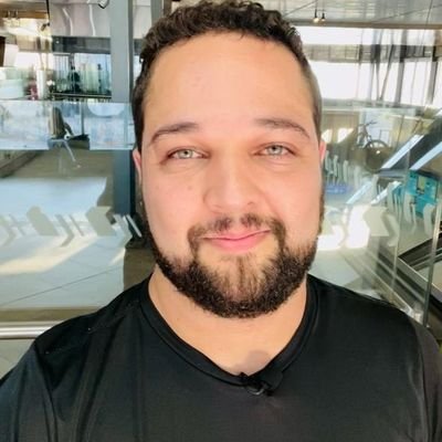 Jornalista, produtor de reportagem TV Globo SP. Amo falar sobre TV e cultura, debater política e tocar música.