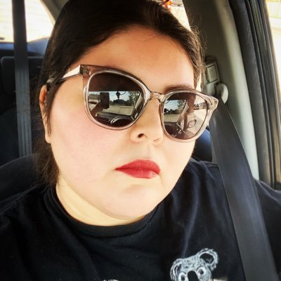 msmelissafranco's profile picture. Capricorn ♑️ | Lover of coffee ☕️ , dogs 🐶 and cooking shows 👩🏻‍🍳| Writer & Graphic Designer 👩🏻‍💻| Good vibes only 💖