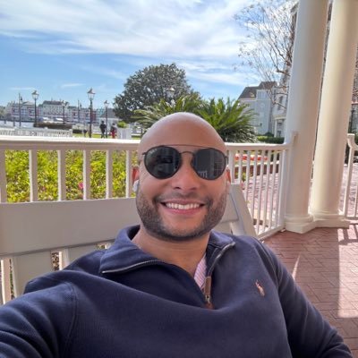 Ingeniero Telemático🛰| Master GovTech 🏙| Master Políticas Públicas| Software 👨🏾💻 GymFreak | Founder IST
