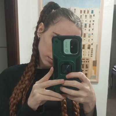 Hay gente que olvida y perdona.
Hay gente que ni olvida ni perdona.
Hay gente que no olvida pero perdona.
Y luego estoy yo, que olvido pero no perdono.