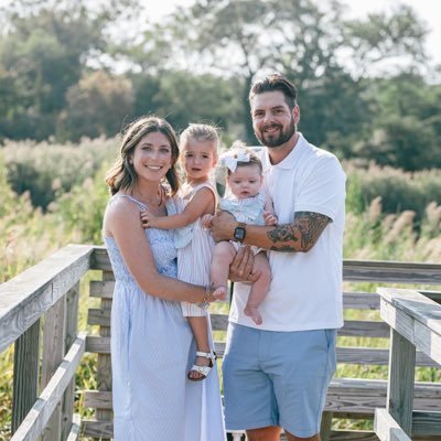 Teacher, student, wife, mama. Reading Teacher at Brook Avenue Elementary School 📚🌟