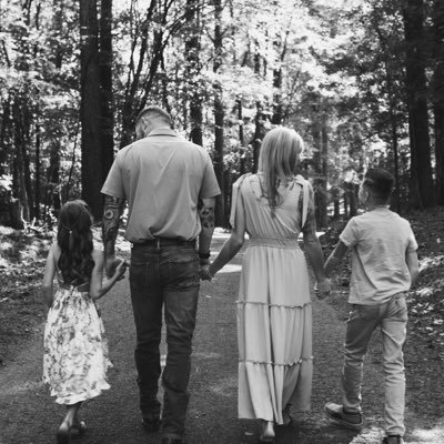Husband, father, veteran. I only have Twitter to follow politics and world events.